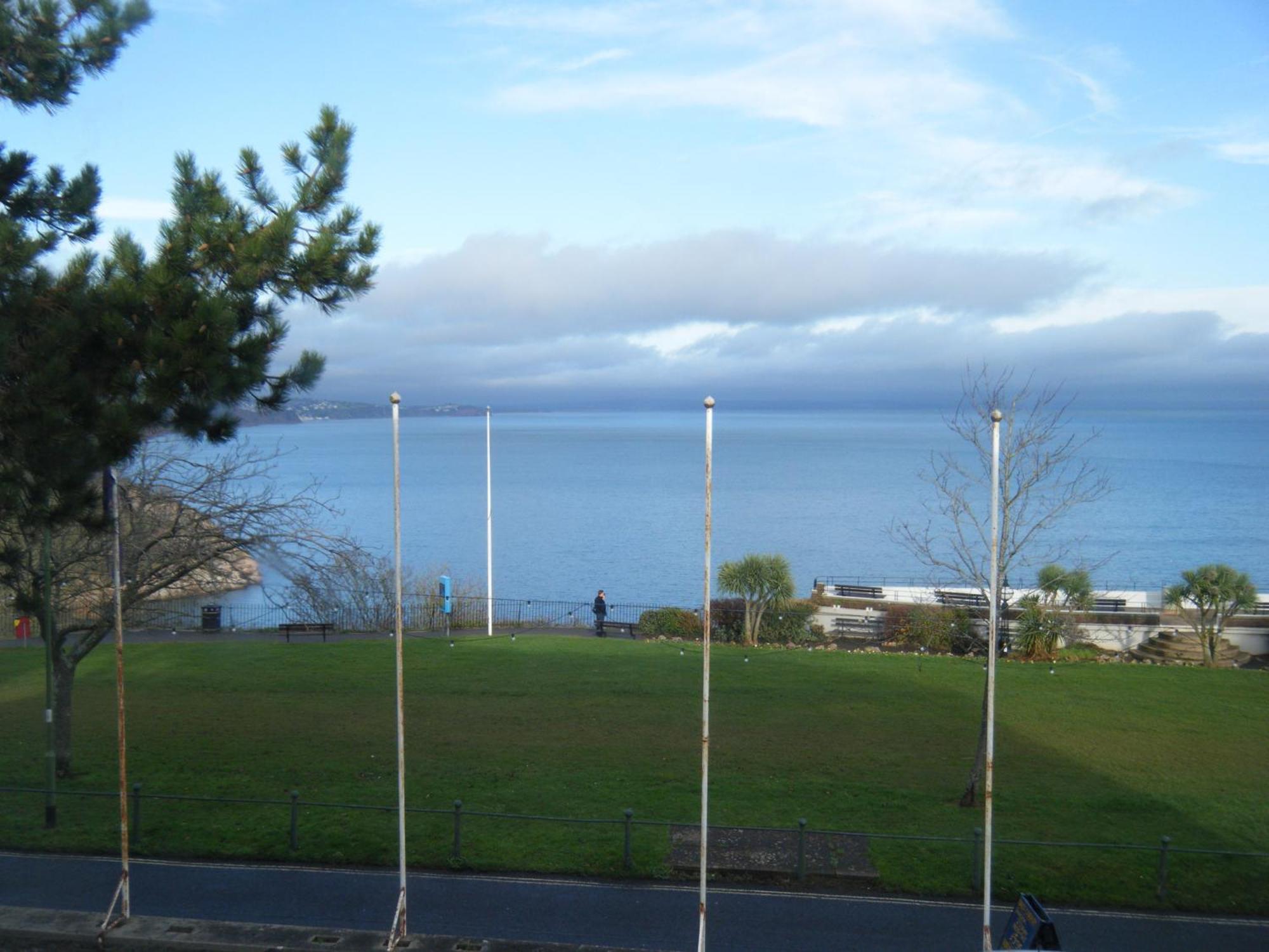 Babbacombe Royal Hotel And Carvery ทอร์คิ ภายนอก รูปภาพ